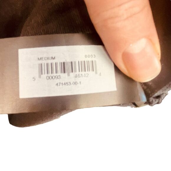 Yeezy Gap Engineered by Balenciaga  Logo Long Sleeve Tee Shirt - Picture 4 of 11